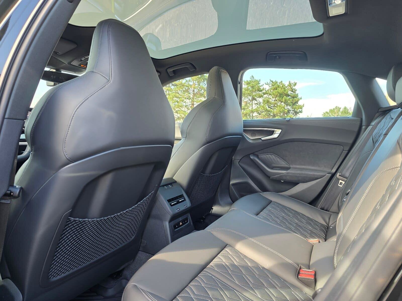 New 2026 Mythos Black Audi 3.0T Prestige image 11