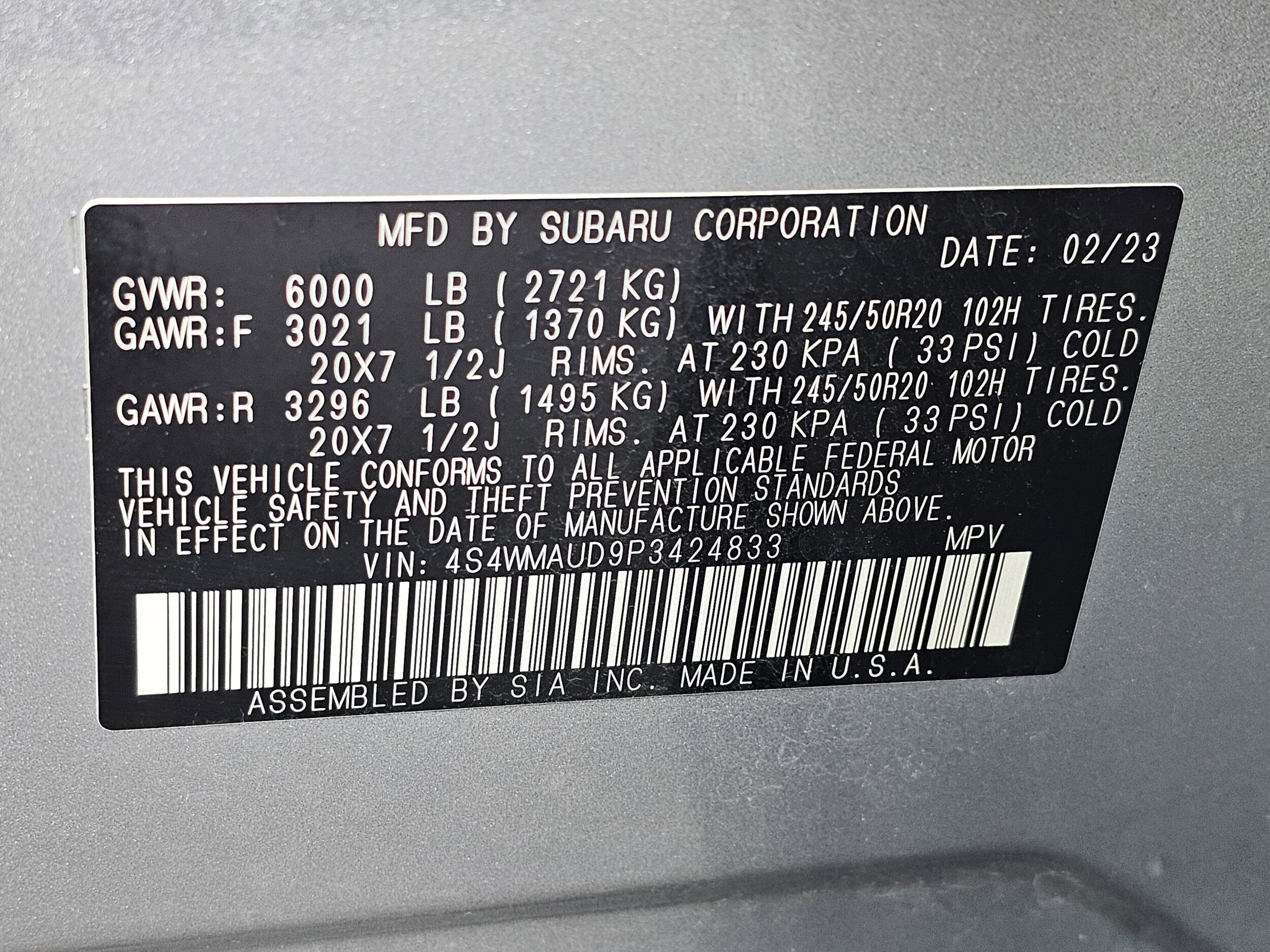 Used 2023 Ice Silver Metallic Subaru Limited image 27