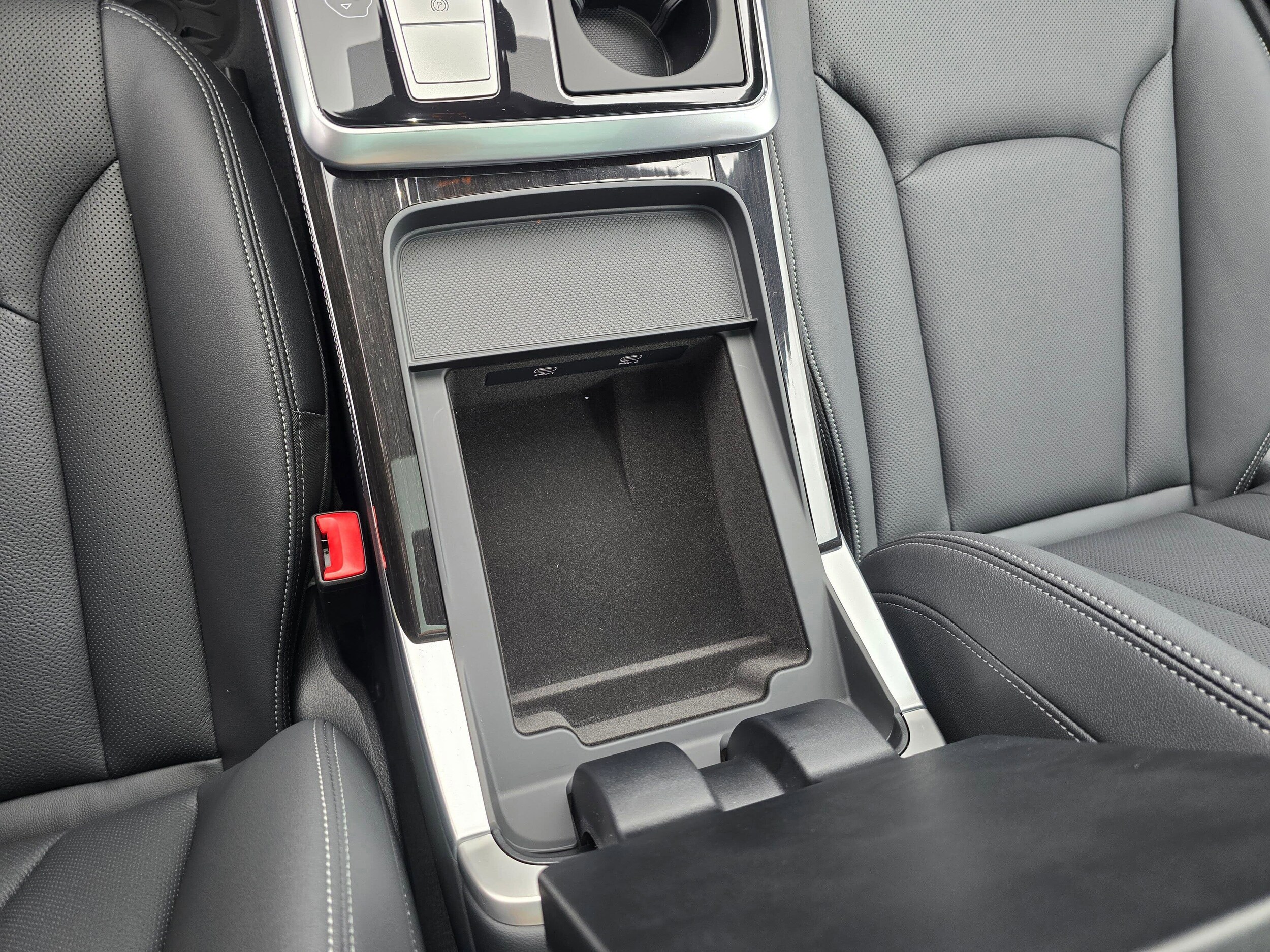 New 2026 Mythos Black Audi 55 Premium Plus image 24