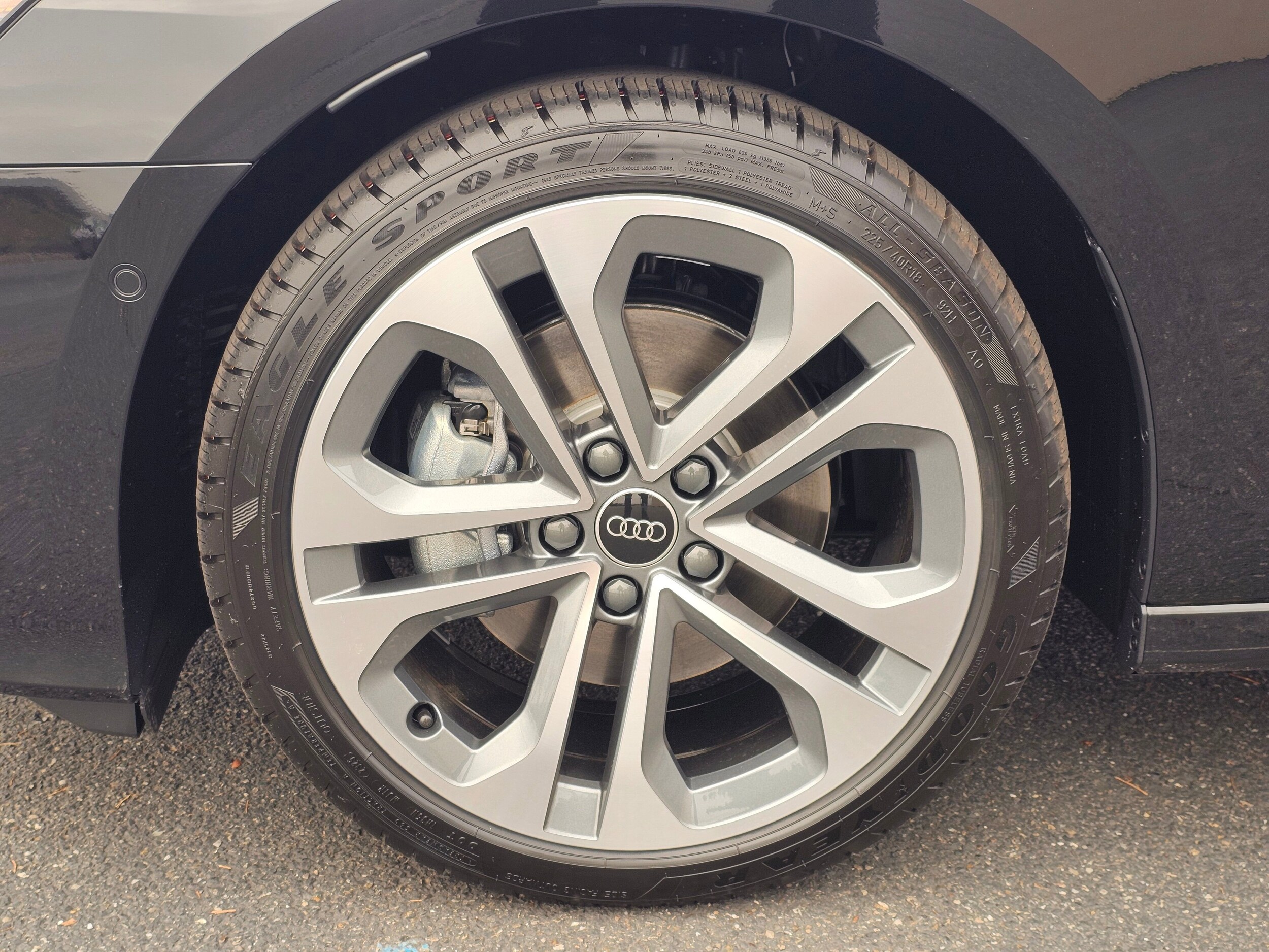 New 2026 Mythos Black Audi 2.0T Premium image 8