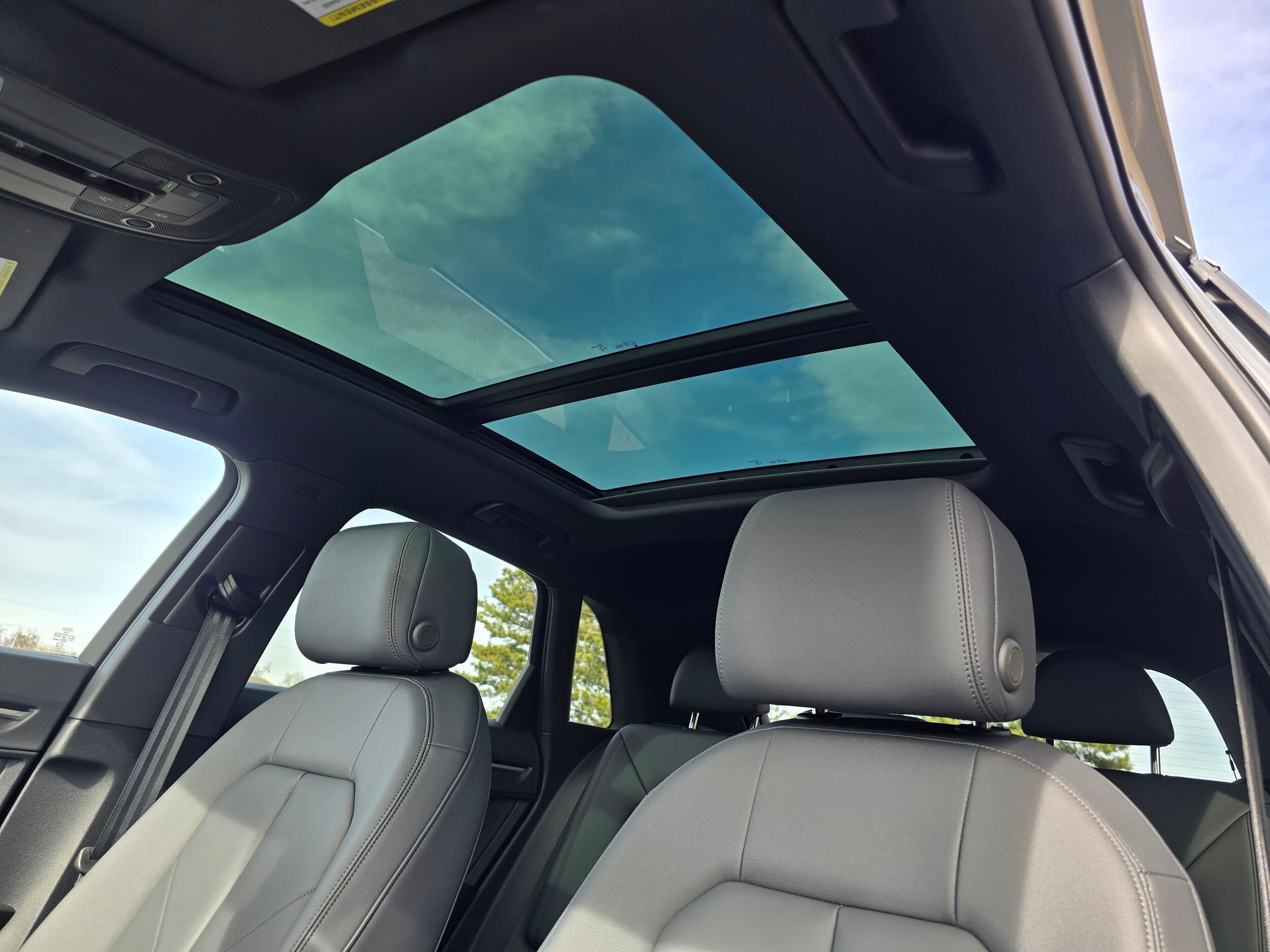 Certified Used 2025 Chronos Gray Metallic Audi S line Premium image 27