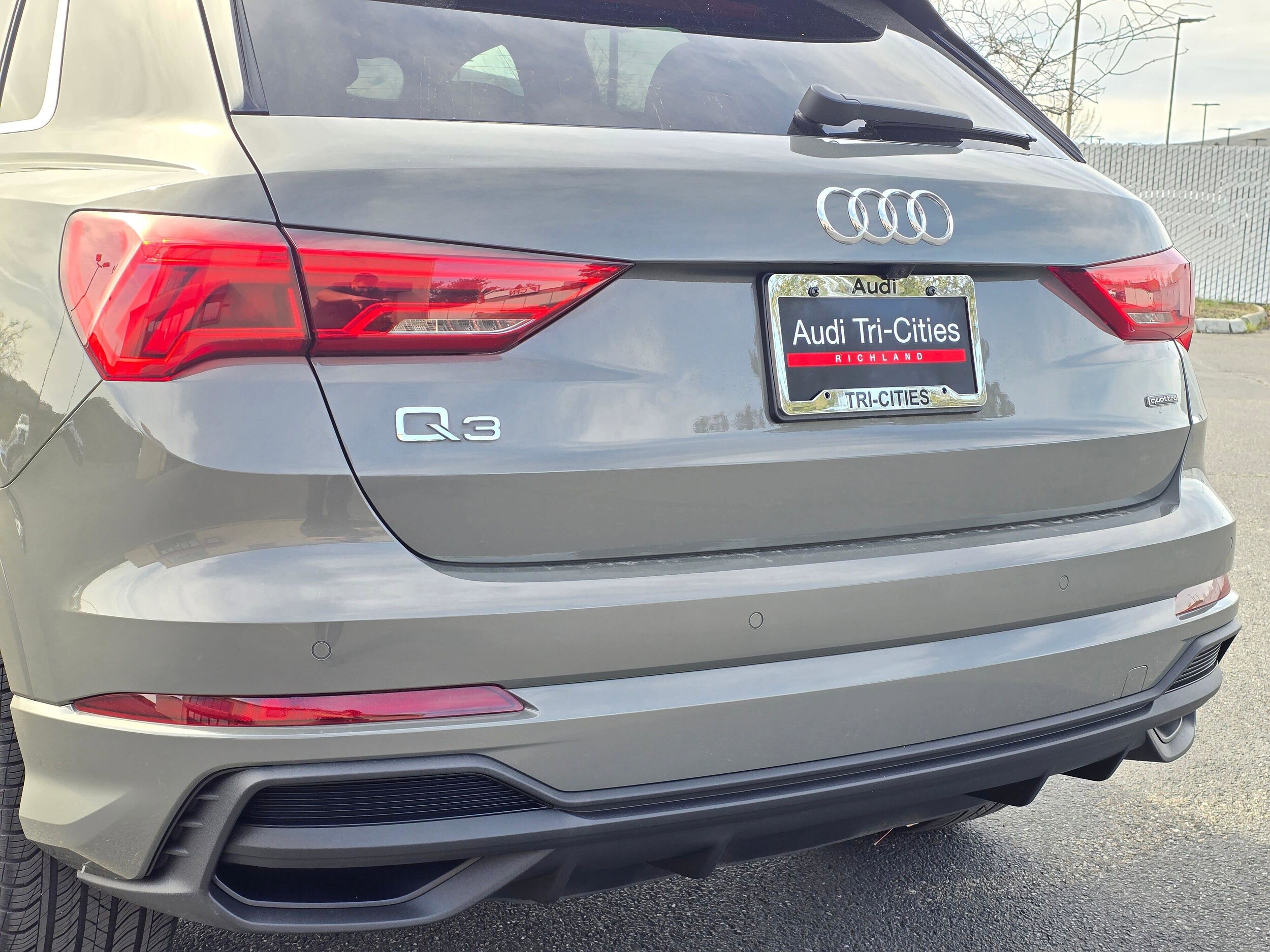 Certified Used 2025 Chronos Gray Metallic Audi S line Premium image 7