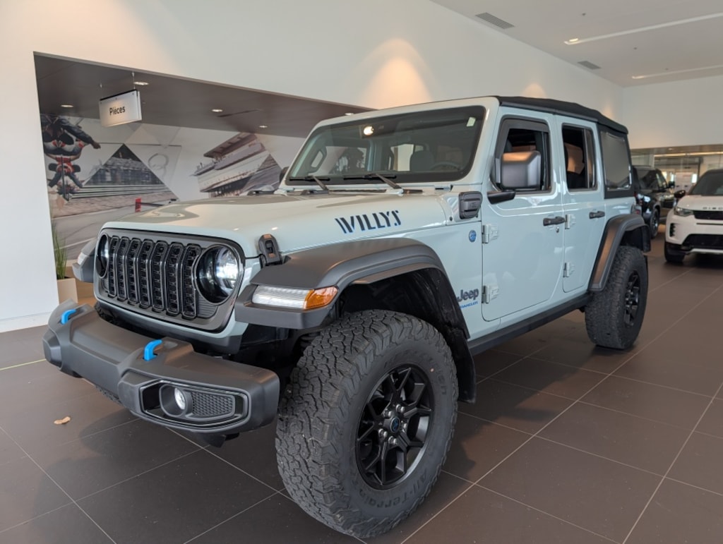 Used 2024 Jeep Willys 4XE Hybride Rechargeable Toit Rigide ET Sou SUV