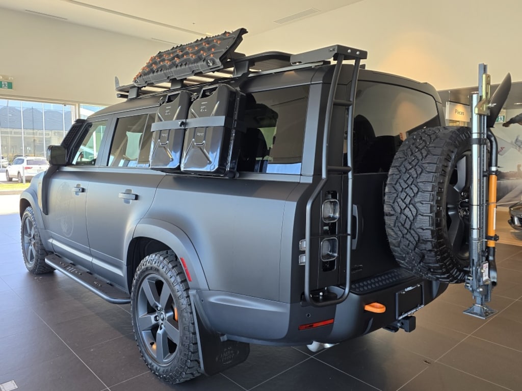 Used 2023 Land Rover 130 SE Edition Trek Neuf Tout Equipee Sport