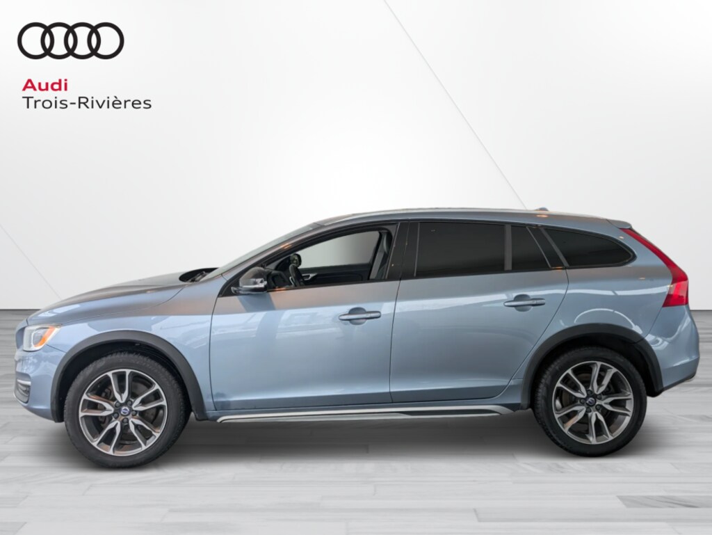 Used 2018 Volvo T5 Très Propre, Toit Ouvrant, Bas Km, Cuir, AWD Wagon