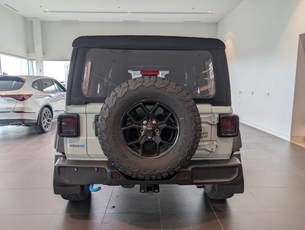 Used 2024 Jeep Willys 4XE Hybride Rechargeable Toit Rigide ET Sou SUV