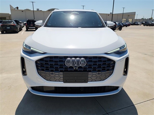 2025 Audi Q5 2.0T Premium Plus photo 2