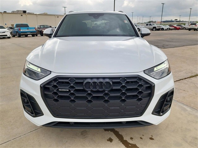 2025 Audi Q5 45 S line Premium photo 2