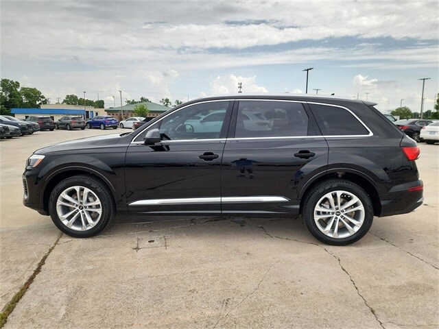 2025 Audi Q7 55 Premium Plus photo 4