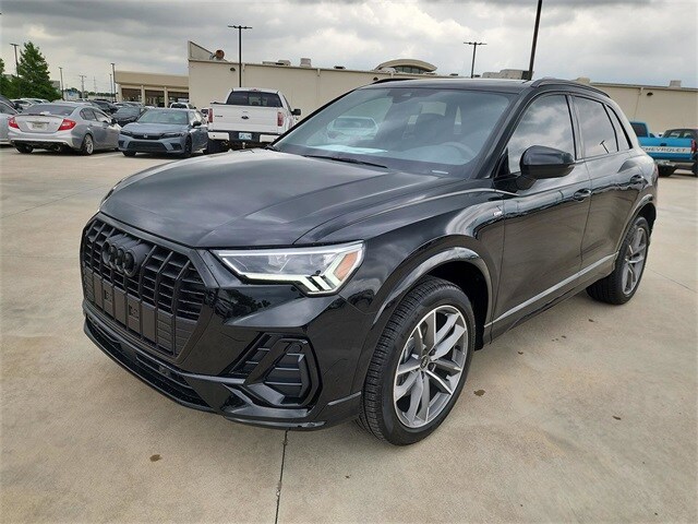 2025 Audi Q3 Premium S line photo 3