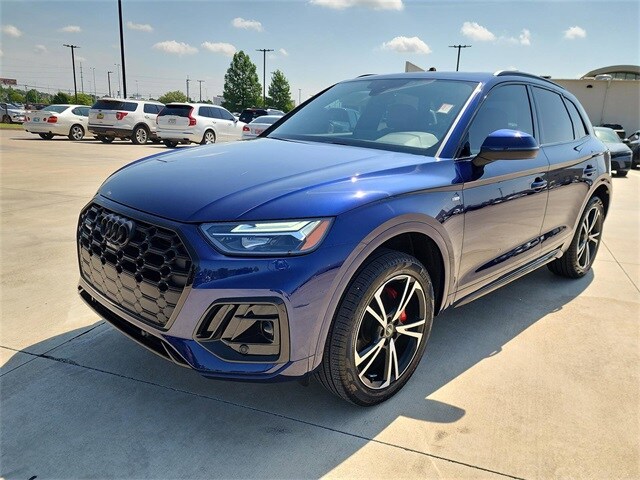 2025 Audi Q5 45 S line Premium Plus photo 3