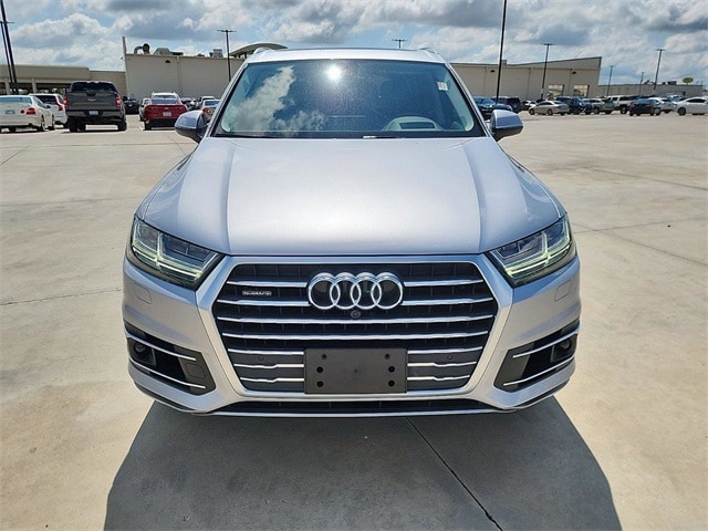 Used 2019 Audi Q7 Prestige with VIN WA1VAAF70KD047533 for sale in Tulsa, OK