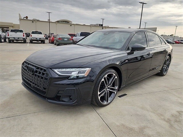 2025 Audi A8 L 55 photo 3