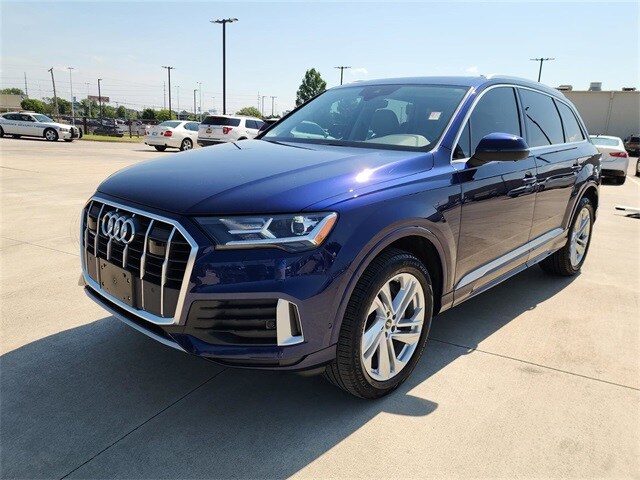 2022 Audi Q7 45 Premium Plus photo 3