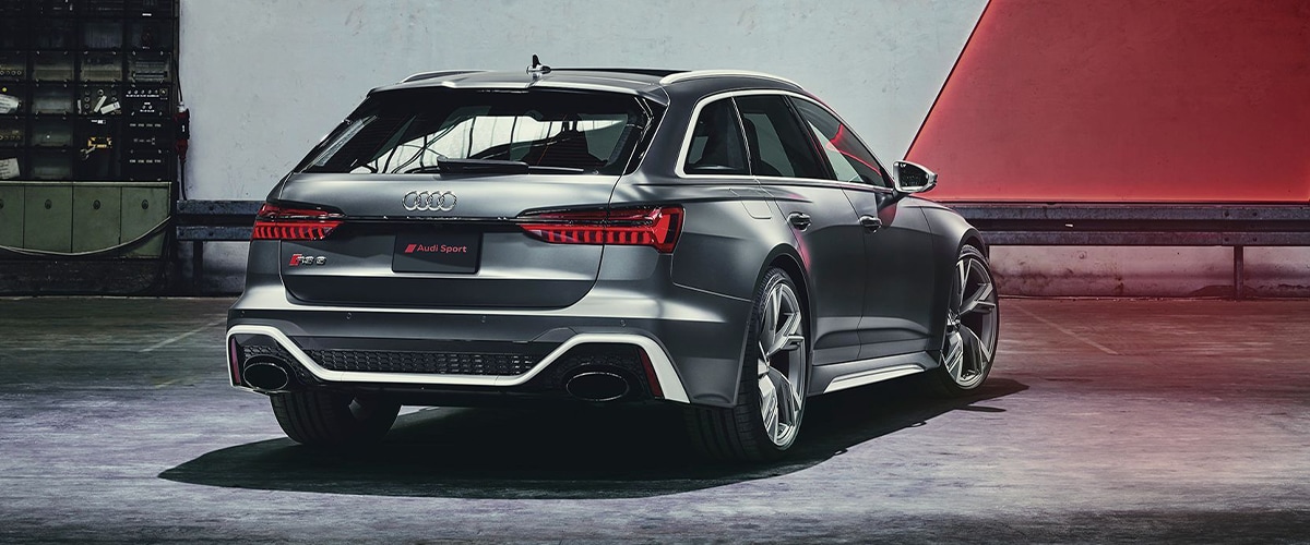 Rear-View of Audi RS6