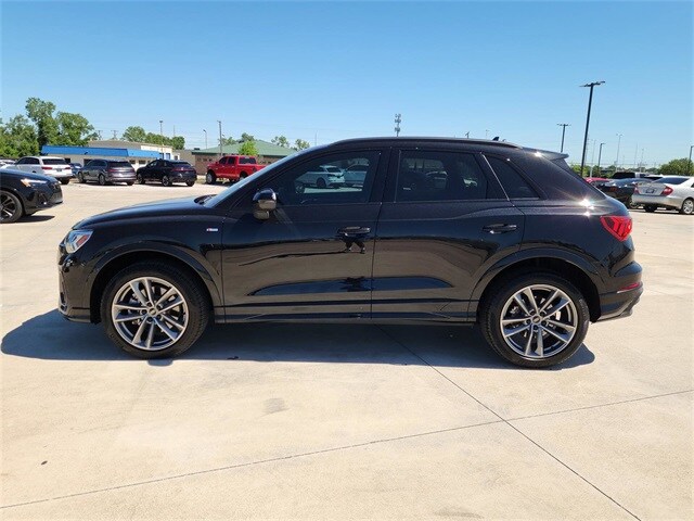 2024 Audi Q3 S line Premium Plus photo 4