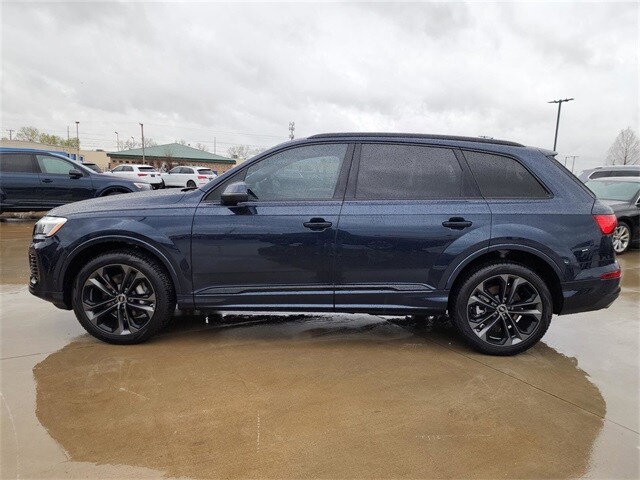 2025 Audi Q7 55 Premium Plus photo 4