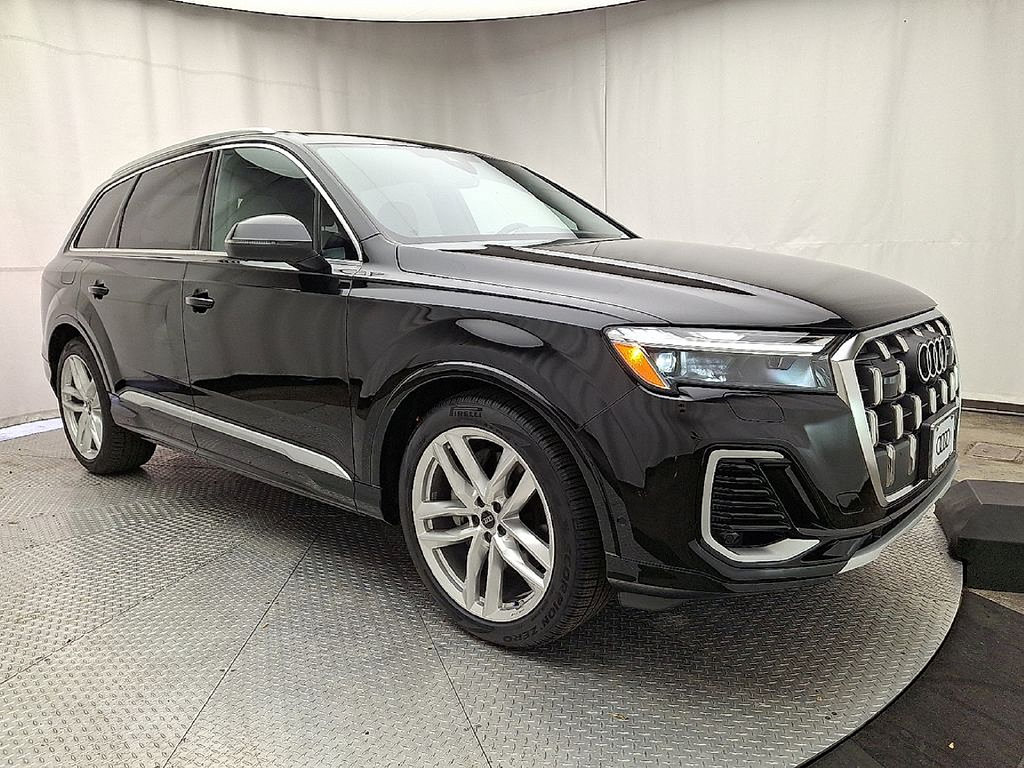 Used 2025 Audi Q7 55 Premium SUV
