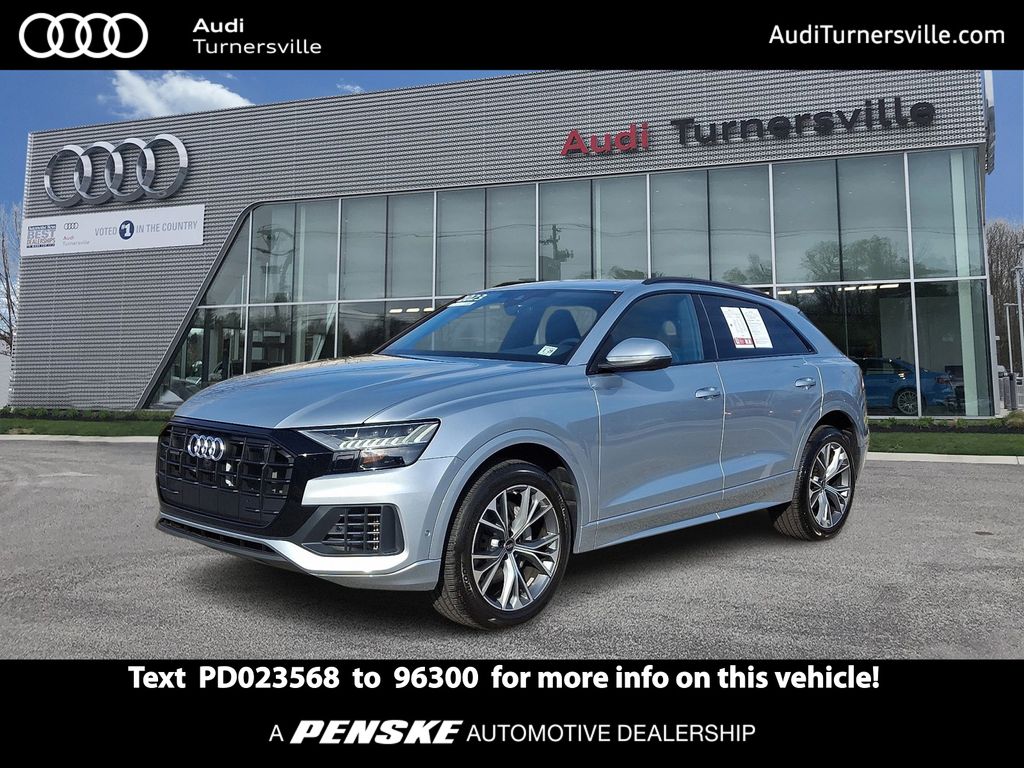 2023 Audi Q8 Premium's photo