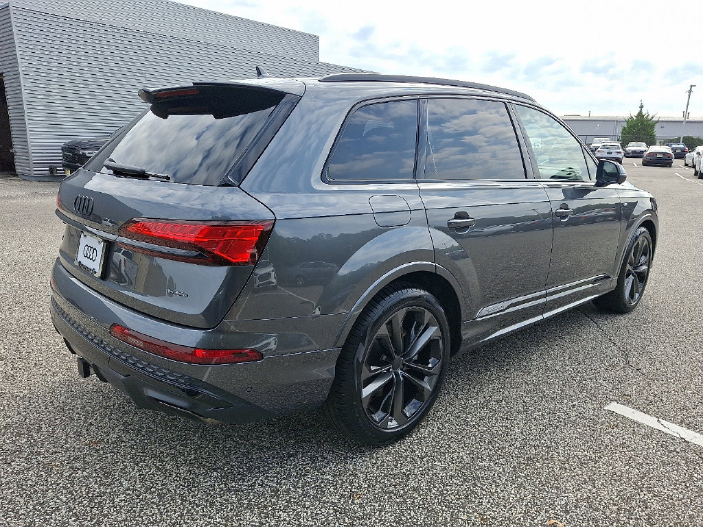 New 2026 Audi Q7 Premium Plus SUV