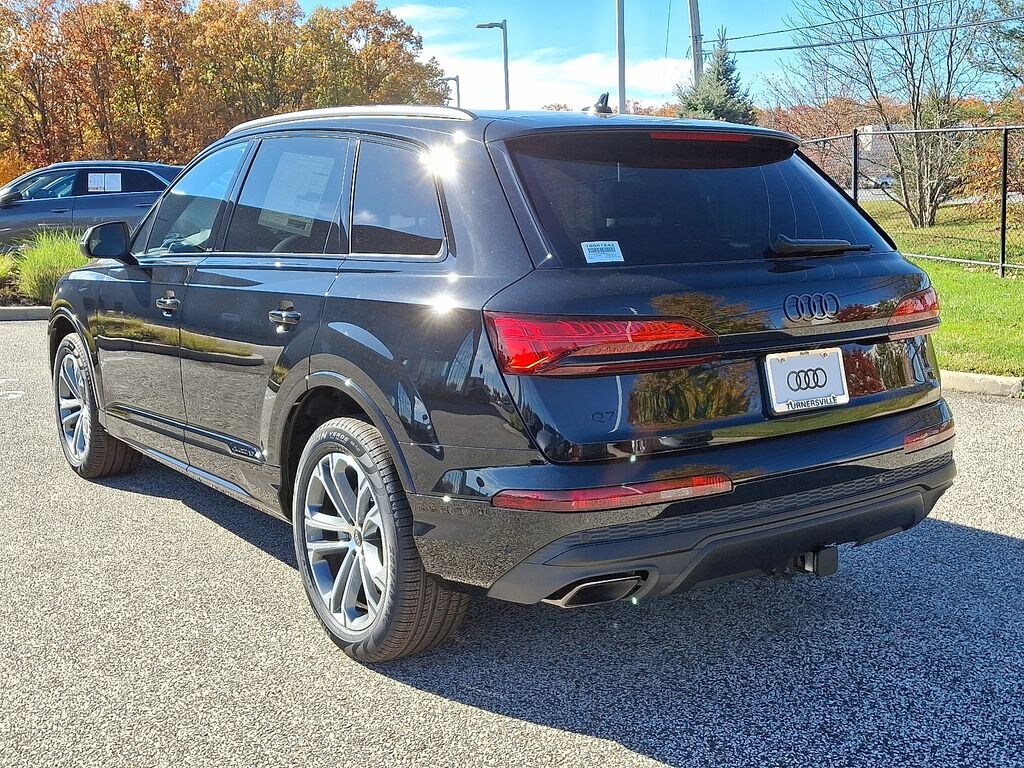 New 2026 Audi Q7 45 Premium SUV