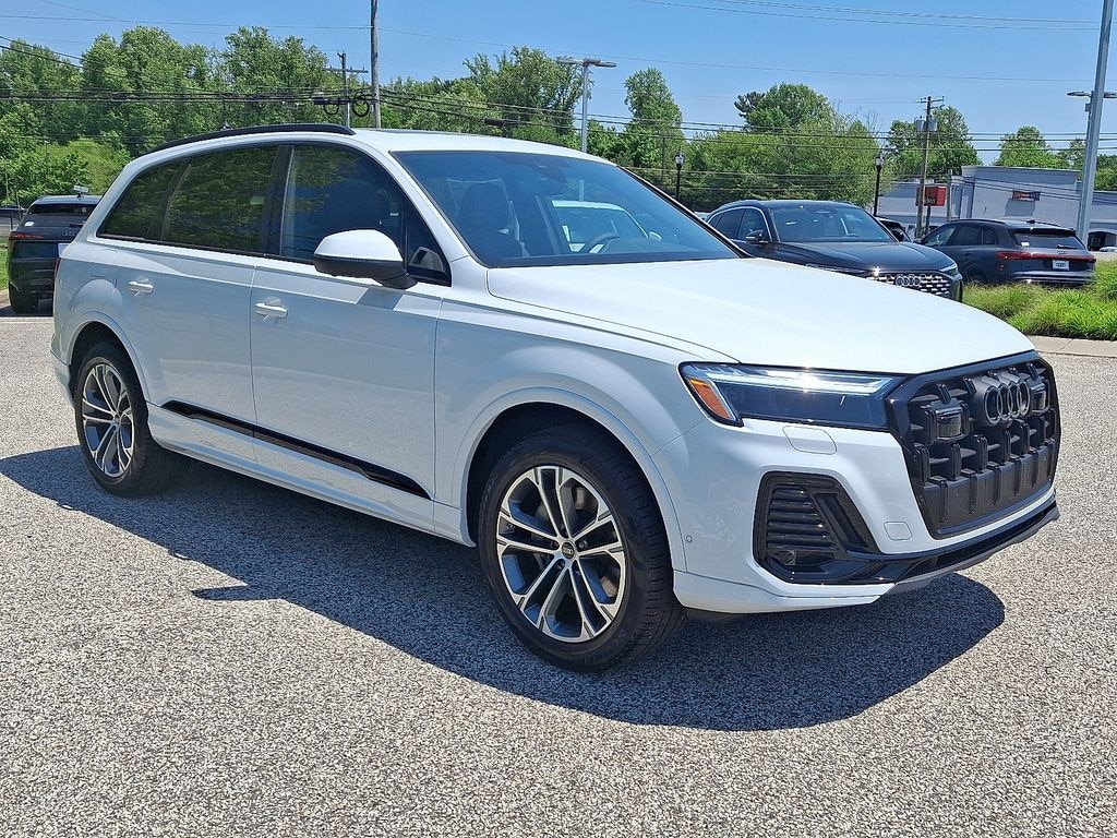 New 2026 Audi Q7 Premium SUV