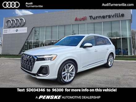 2025 Audi Q7 55 Premium Plus SUV