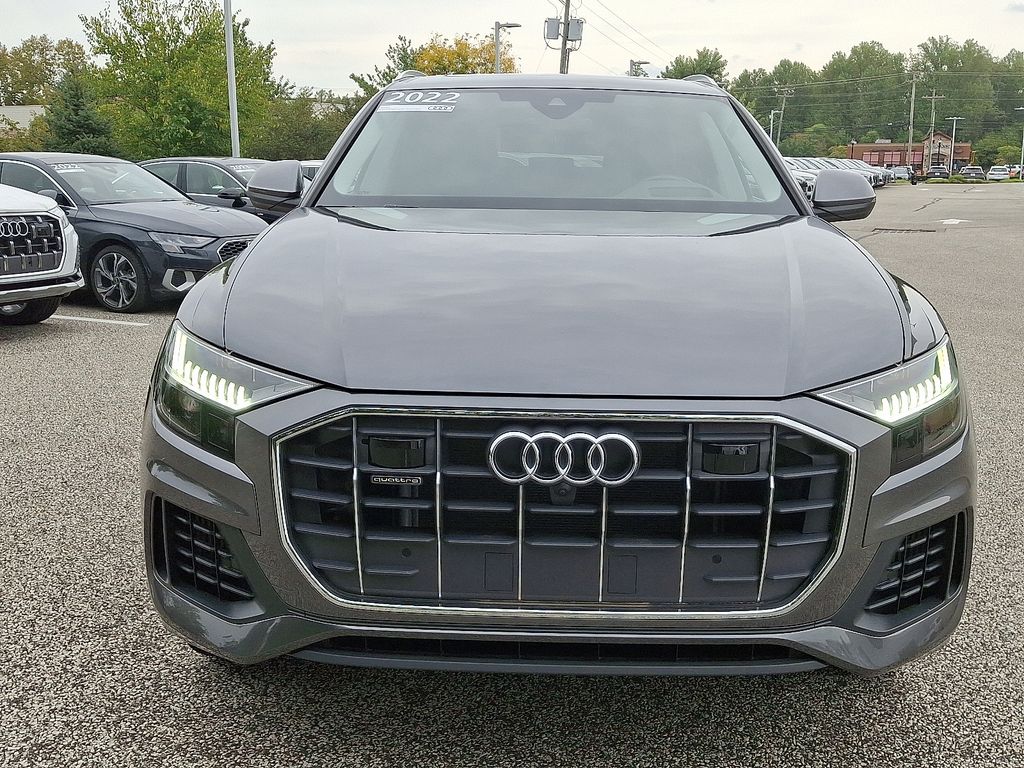 2022 Audi Q8 55 Prestige photo 2
