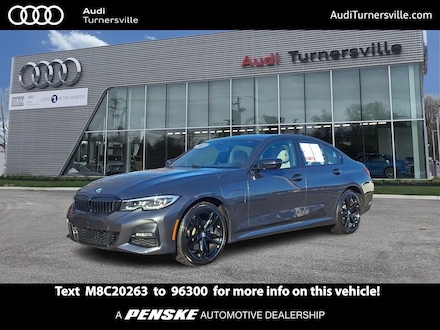 2021 BMW 330e xDrive Sedan