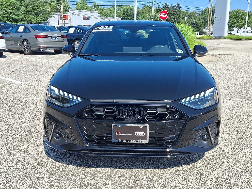 WAUEAAF40PA027400