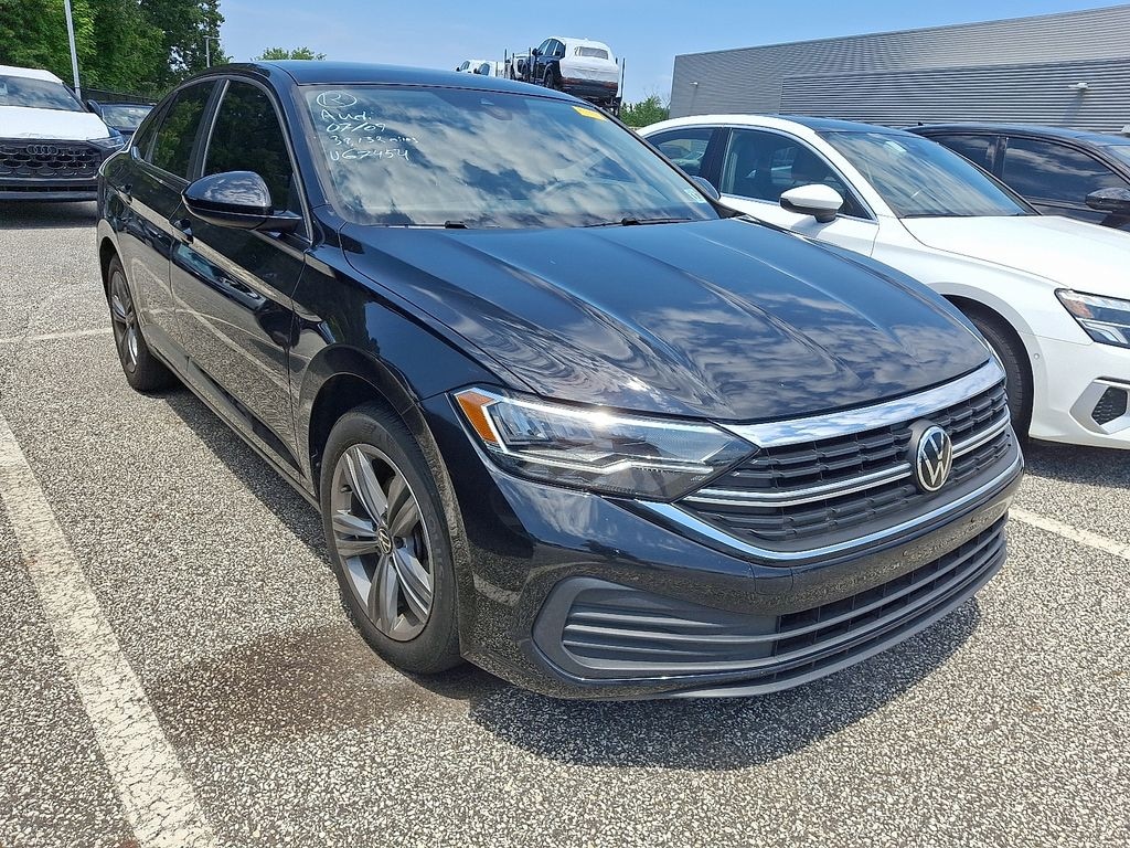 Used 2024 Volkswagen Jetta 1.5T SE Sedan