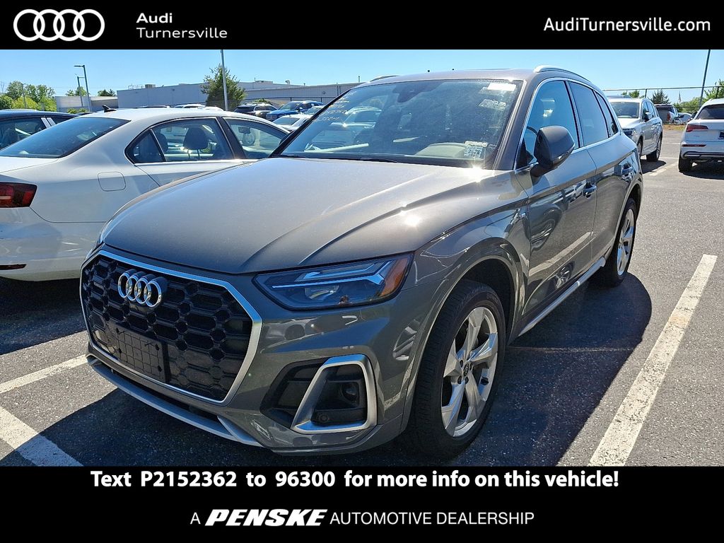 2023 Audi Q5 45 Premium Plus's photo