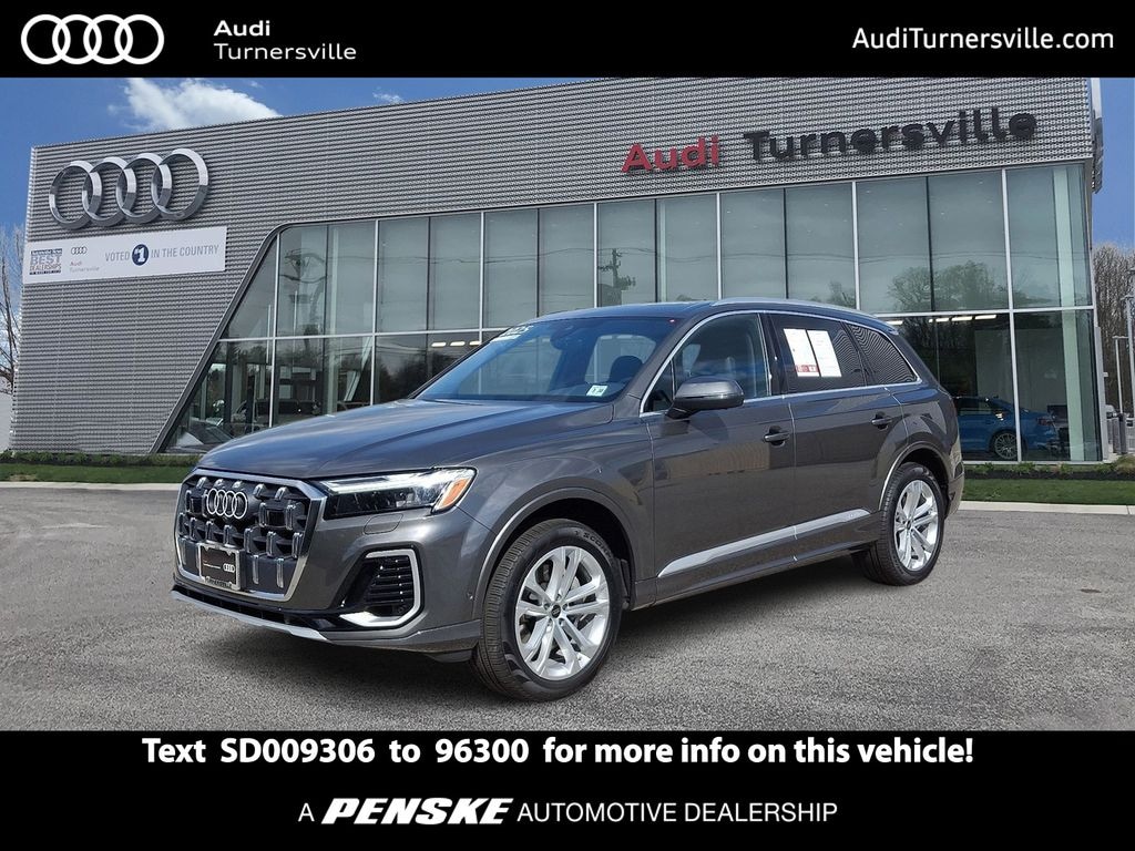 Certified 2025 Audi Q7 55 Premium Plus SUV