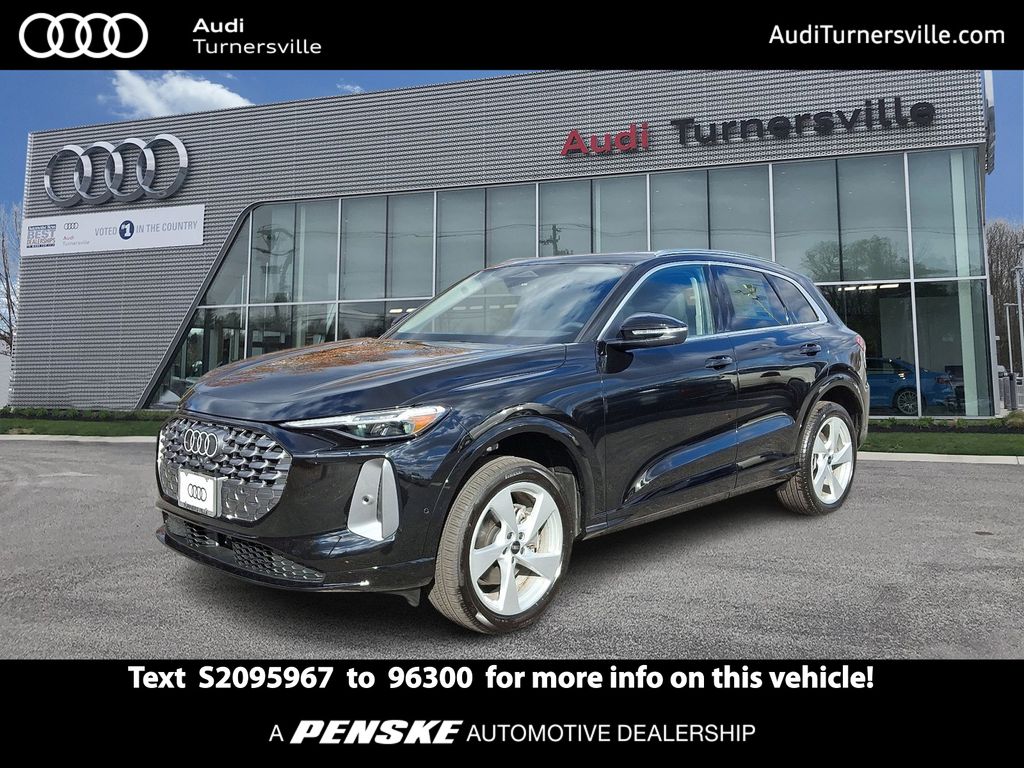 2025 Audi New Q5 Premium Plus's photo