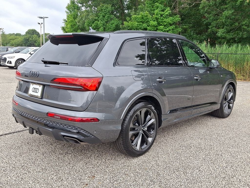 New 2026 Audi Q7 Premium Plus SUV