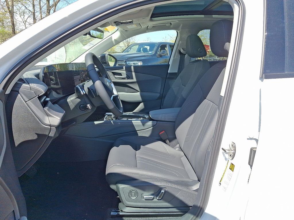 2026 Audi Q3 Base - Photo 6