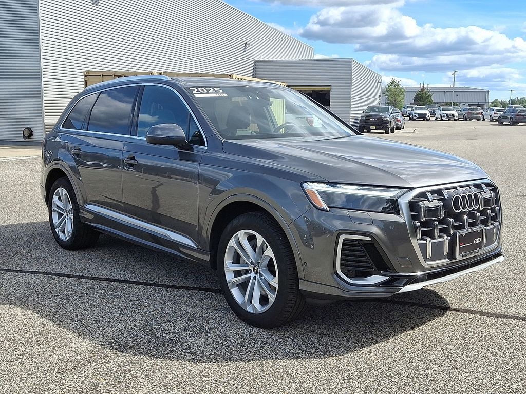 Certified 2025 Audi Q7 55 Premium Plus SUV