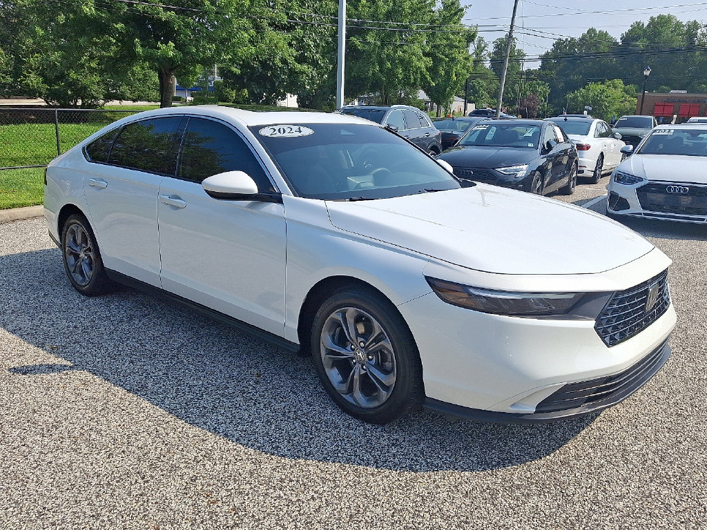 Used 2024 Honda Accord EX Sedan