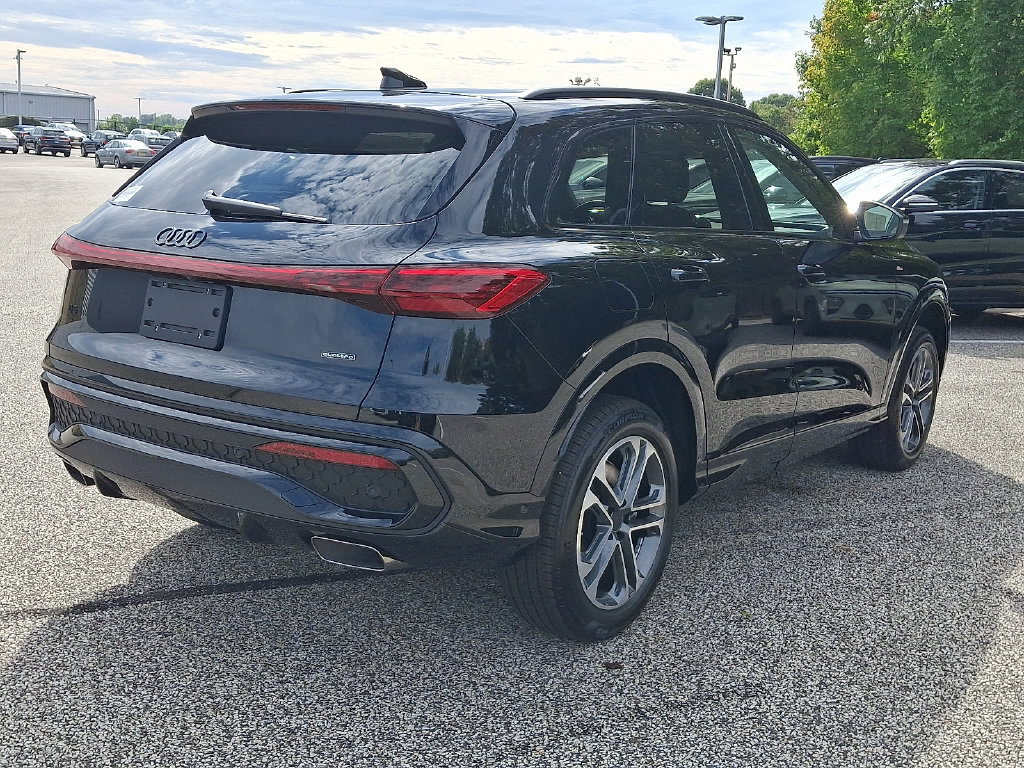 New 2026 Audi Q5 Premium SUV