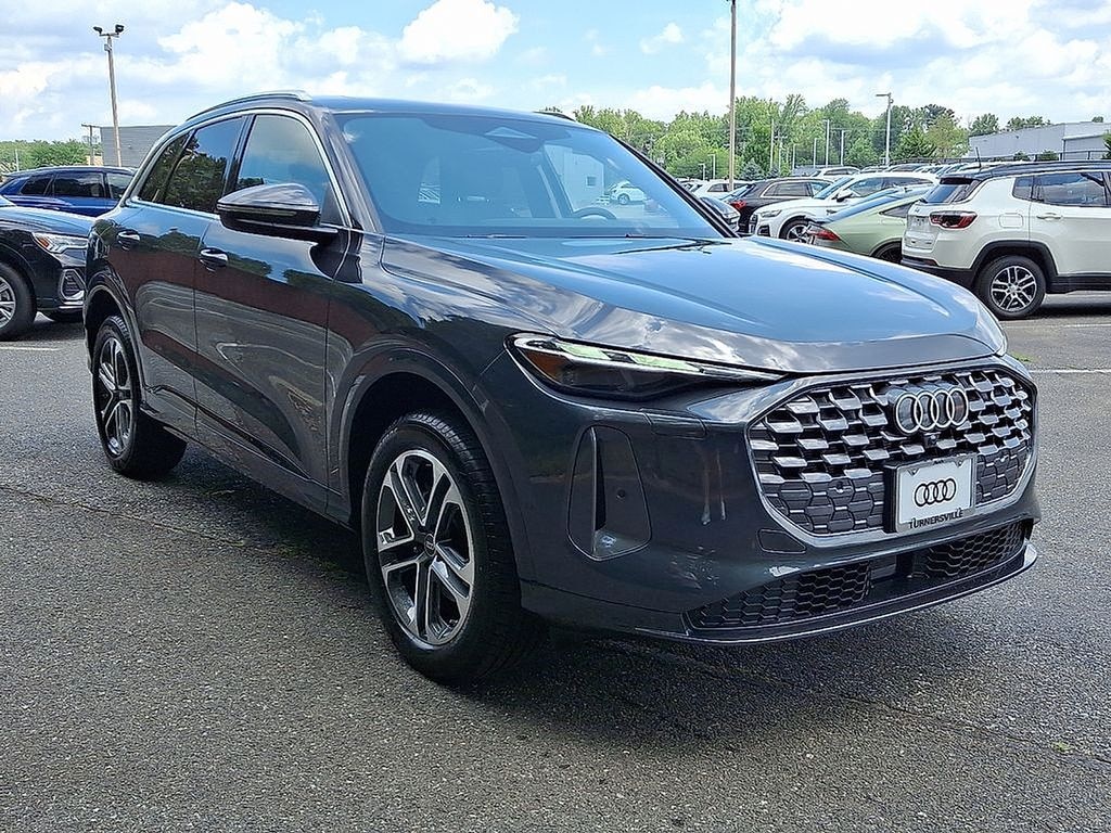 Certified 2025 Audi Q5 2.0T Premium SUV