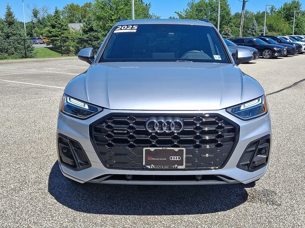 2025 Audi Q5 45 S line Premium photo 2