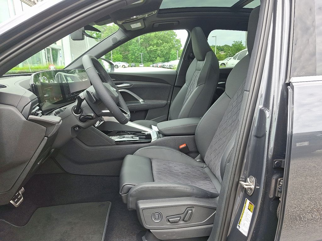 2026 Audi SQ5 Premium Plus - Photo 6