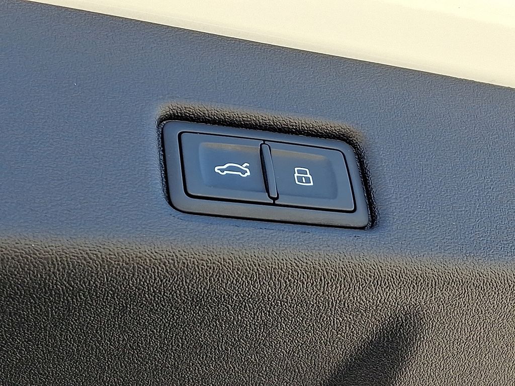 2025 Audi Q5 Premium Plus - Photo 31