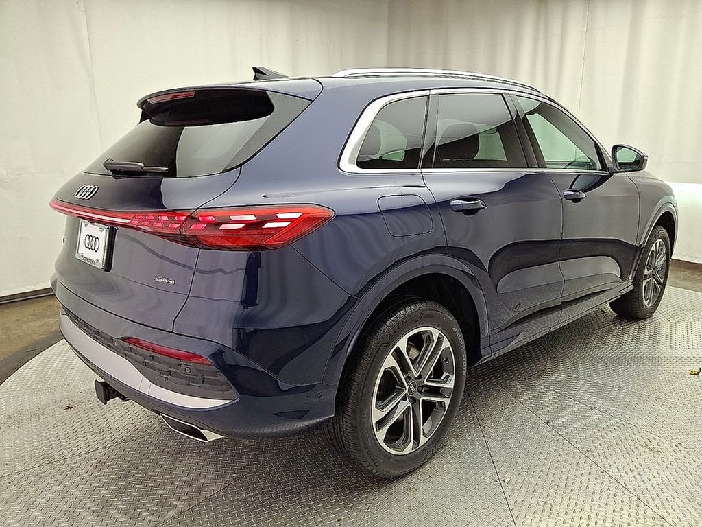 New 2025 Audi Q5 2.0T Premium SUV