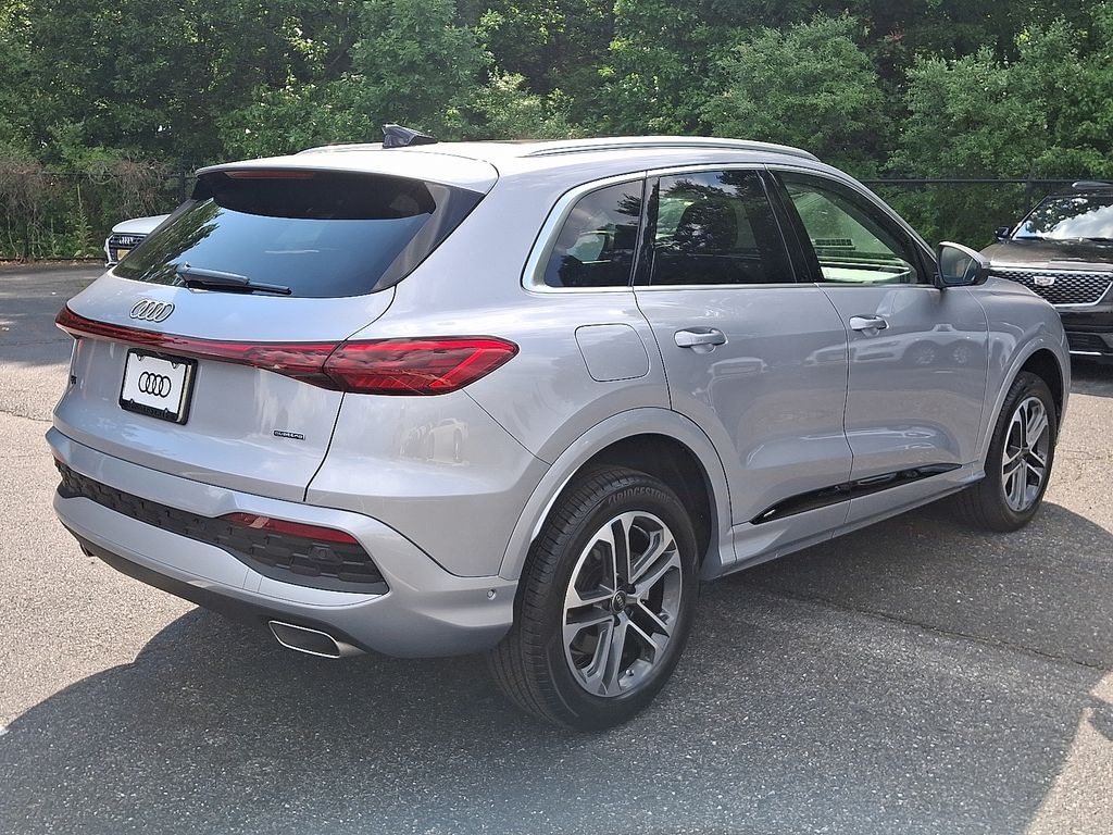 New 2026 Audi Q5 Premium SUV