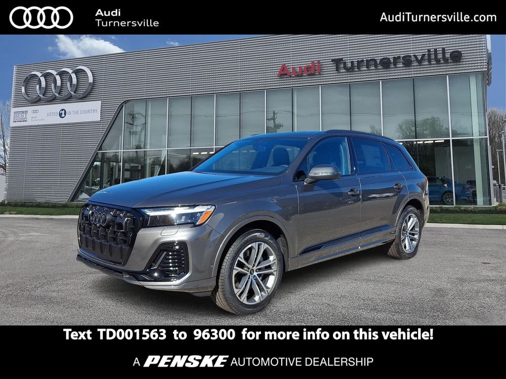 New 2026 Audi Q7 45 Premium SUV