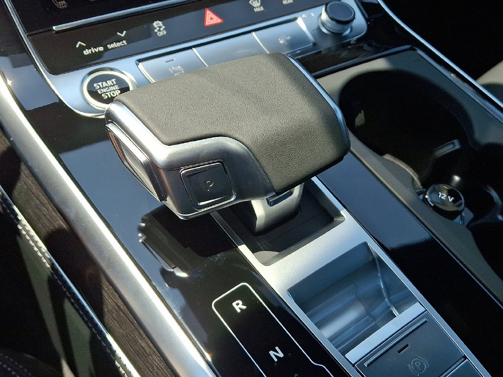 2026 Audi Q8 Premium Plus - Photo 7