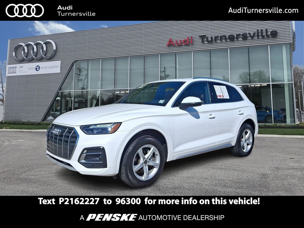 2023 Audi Q5 40 Premium's photo