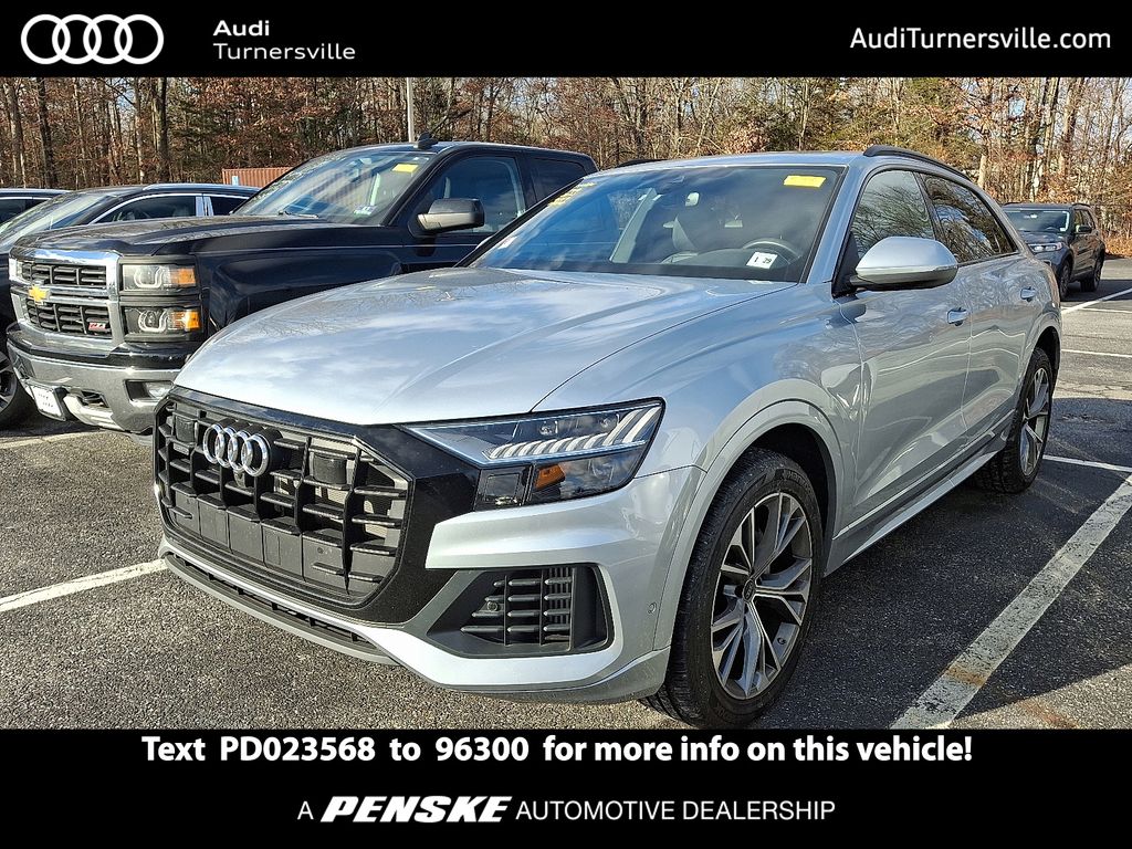 2023 Audi Q8 Premium's photo