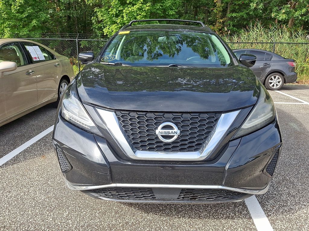 2019 Nissan Murano SV photo 2